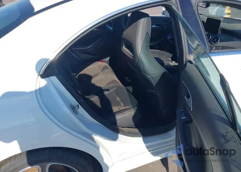 2018 Mercedes-Benz Cla 250 z USA, uszkodzony, nr VIN WDDSJ4EB0JN637052